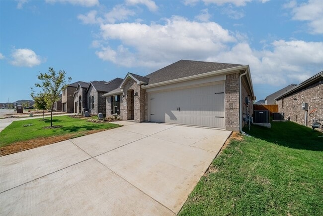 Photo - 10505 Breezeway Dr