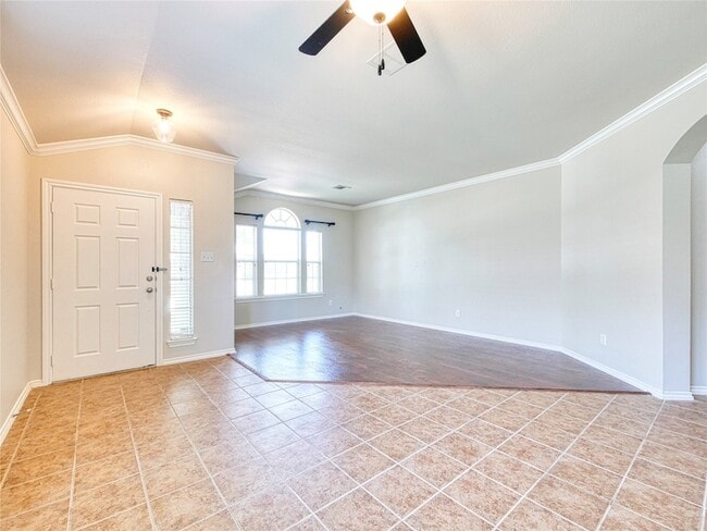 Photo - 6925 Red Bluff Dr