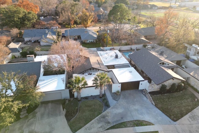 Photo - 610 W Northgate Dr Unit ID1056405P