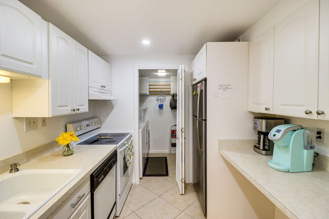 Photo - 201 E Ocean Dr Unit SI FL3-ID1545795P