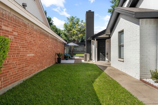 Photo - 408 Sycamore Ln