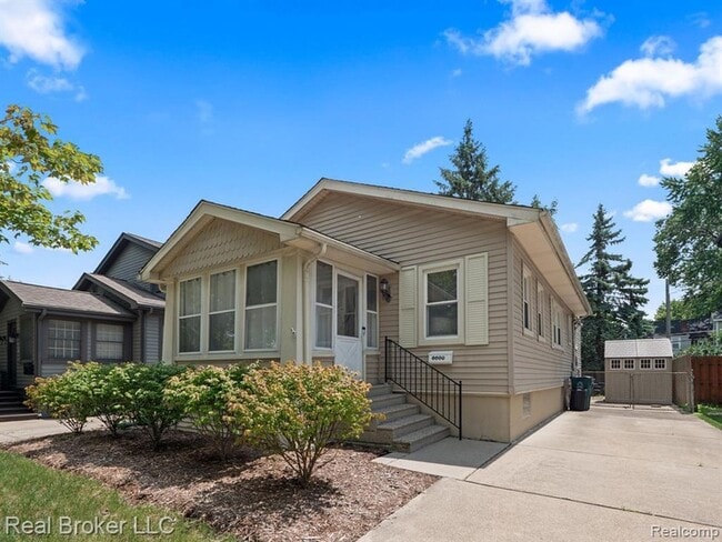 Photo - 1428 Bennaville Ave