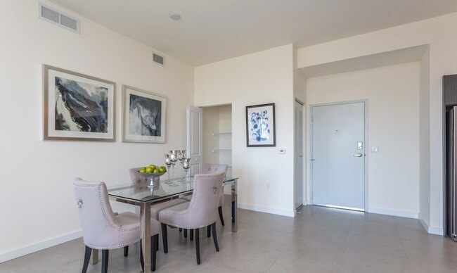 Photo - 729 NW 2nd St Unit 401