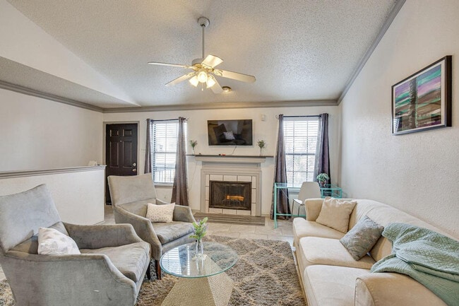 Building Photo - 8750 Park Ln Unit SI ID1386167P