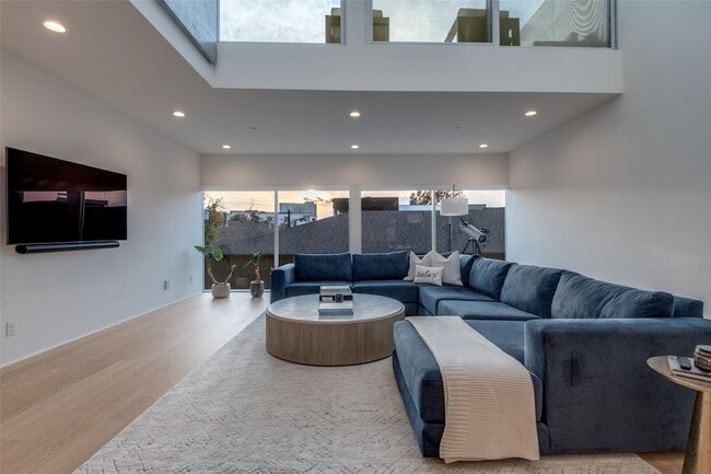 Photo - 4626 Coles Manor Pl