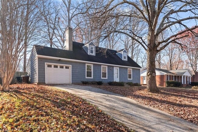 Building Photo - 1705 Three Meadows Rd