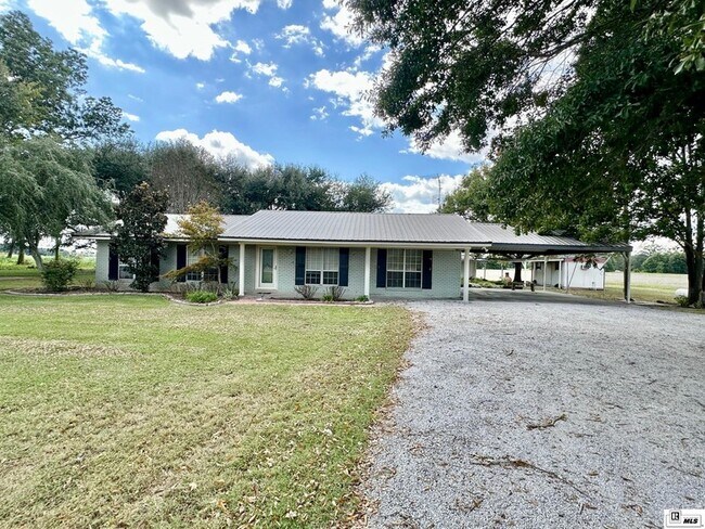 Photo - 1448 French Turn Rd