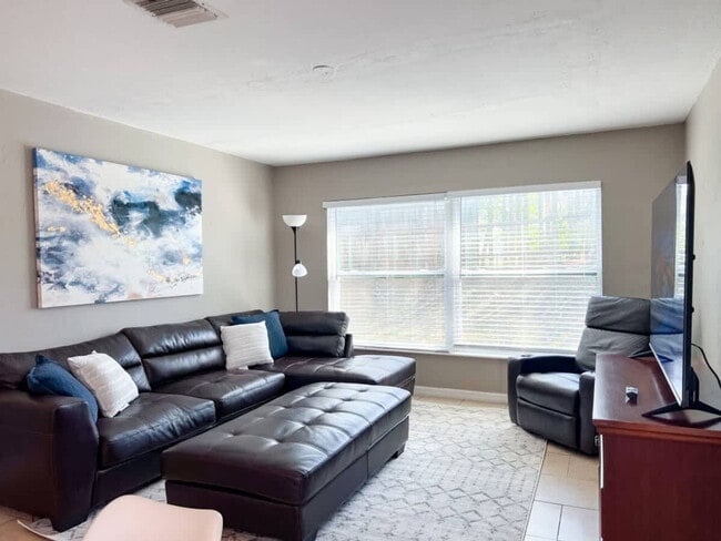 Building Photo - 37132 Grassy Hill Ln Unit ID1234477P