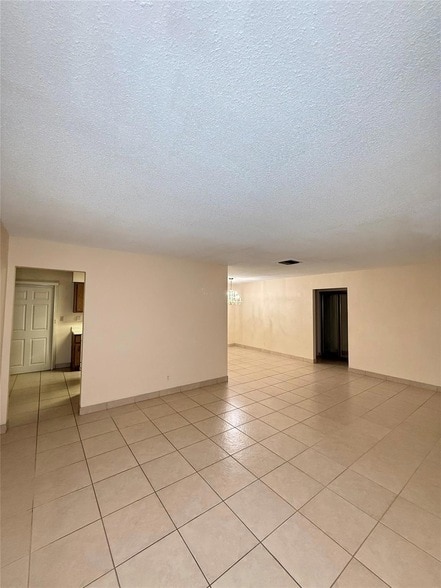 Photo - 7508 NW 67th Ave