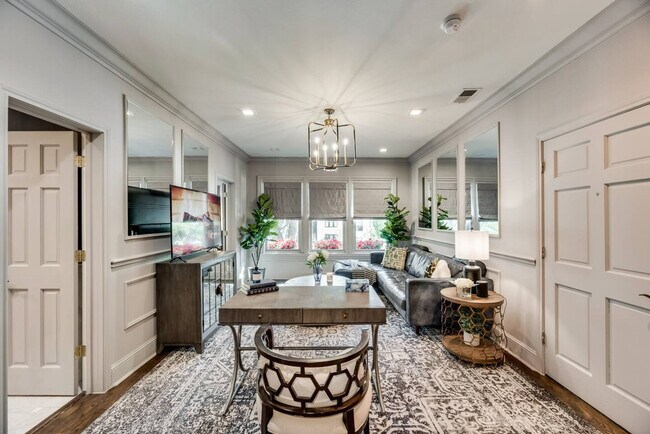 Photo - 4903 Worth St Unit SI FL1-ID1571770P