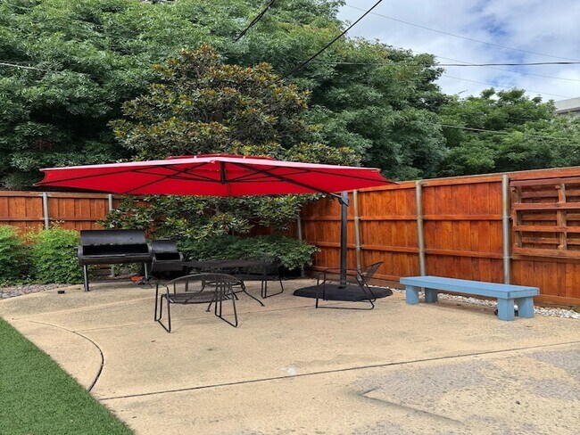 Photo - 4335 Cedar Springs Rd Unit 116