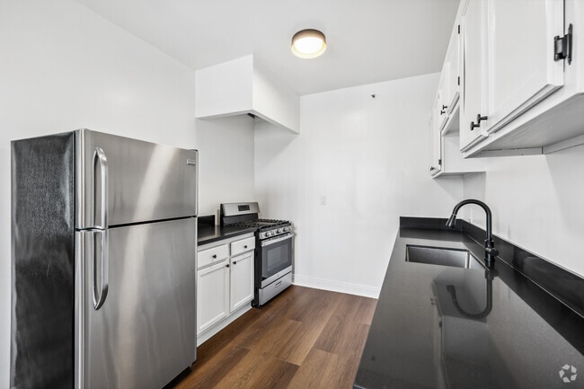 Studio - 550SF - Kitchen - The Nirvana