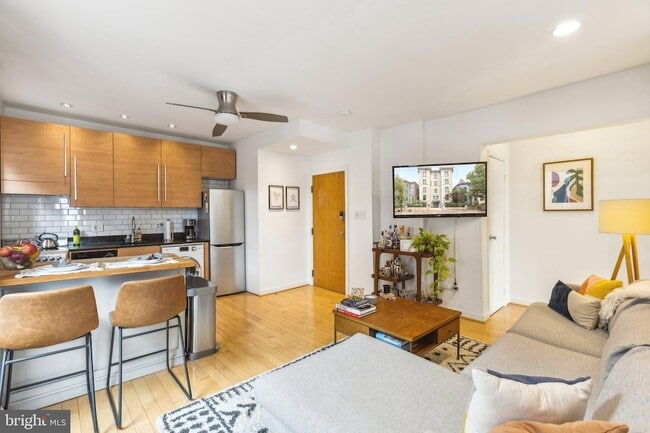 Photo - 51 Randolph Pl NW Unit 304