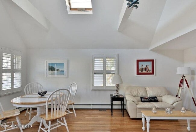 Photo - 305 Baltimore Ave