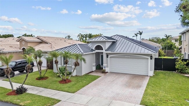 Photo - 13925 SW 155th Ct