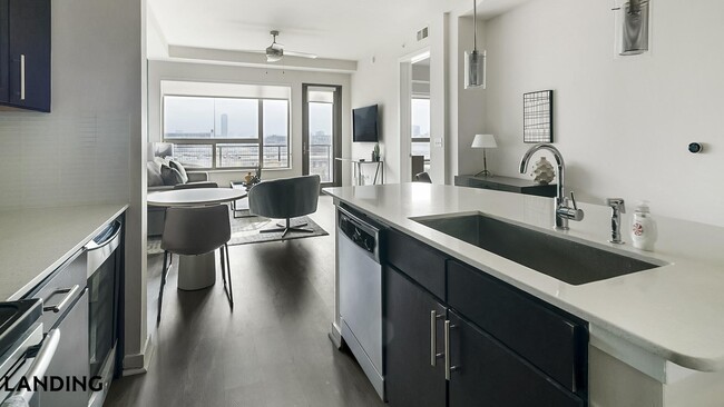 Photo - 825 Usener St Unit 748