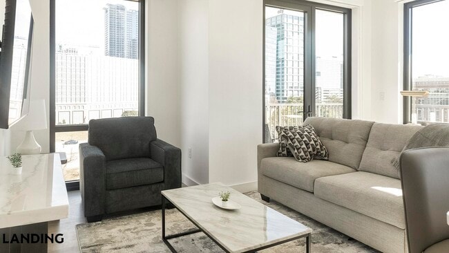 Building Photo - 1007 S Mint St Unit 834