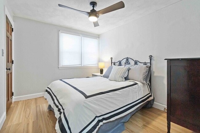 Photo - 21A Stowe Rd Unit A