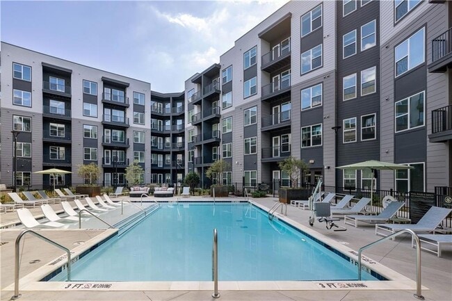 Building Photo - 3108 McGinnis Ferry Rd