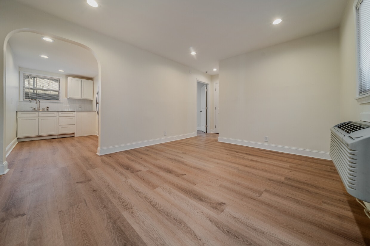 Floor Plan - Unfurnished 1 Bedroom - Version 1