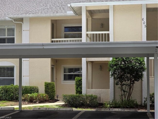 Photo - 605 Squire Cir Unit 203