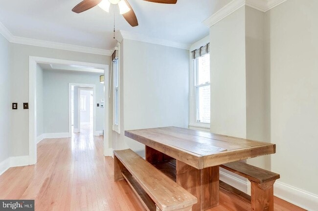 Photo - 1417 G St NE