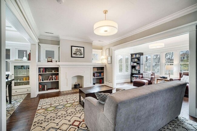 Photo - 3926 N Maryland Ave