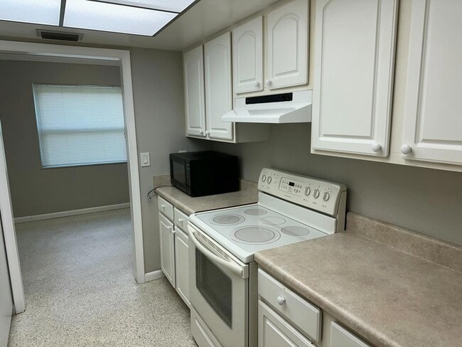 Photo - 2095 NW Fork Rd