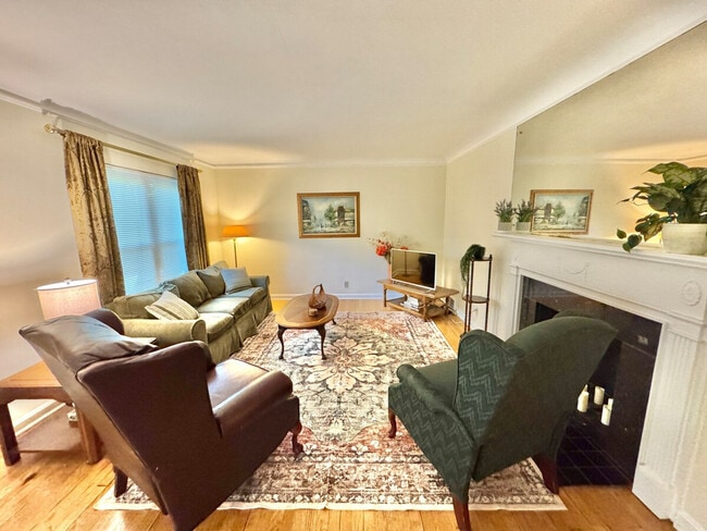 Photo - 3649 Berkeley Rd Unit ID1234730P