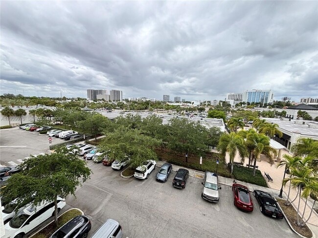 Photo - 2775 NE 187th St Unit 403