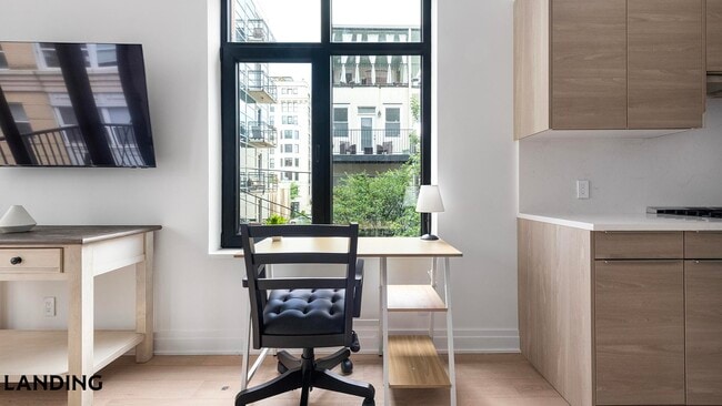 Photo - 1128 10th St NW Unit 302
