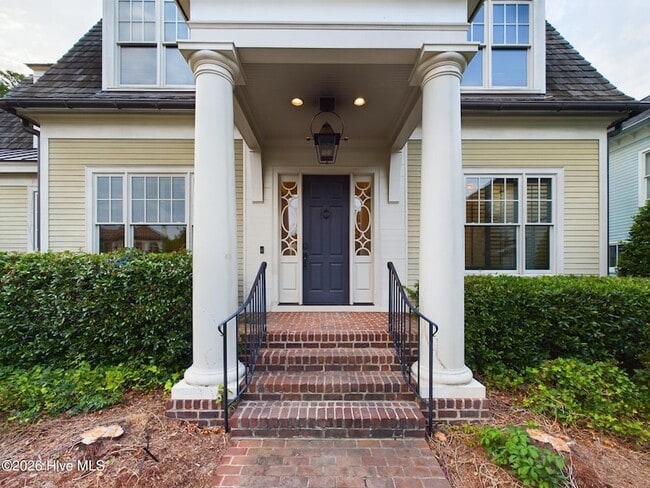Photo - 3724 Rolston Dr