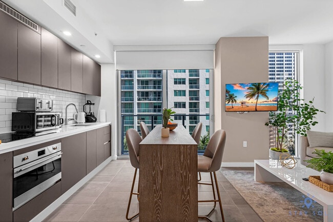 Photo - 227 NE 2nd St Unit ID1227454P