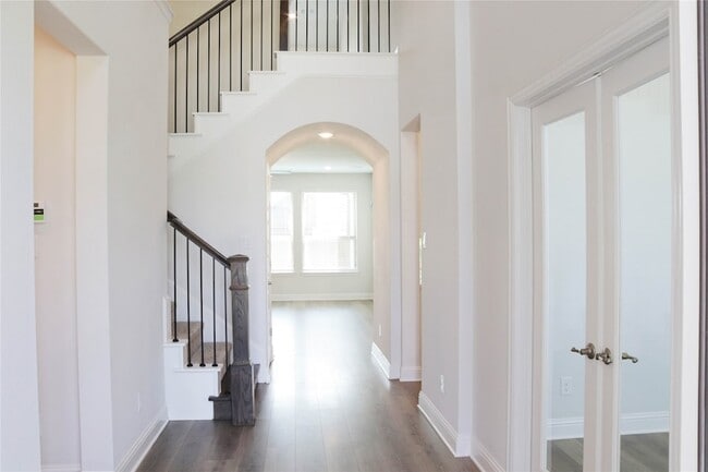 Photo - 1704 Dunbrook Rd