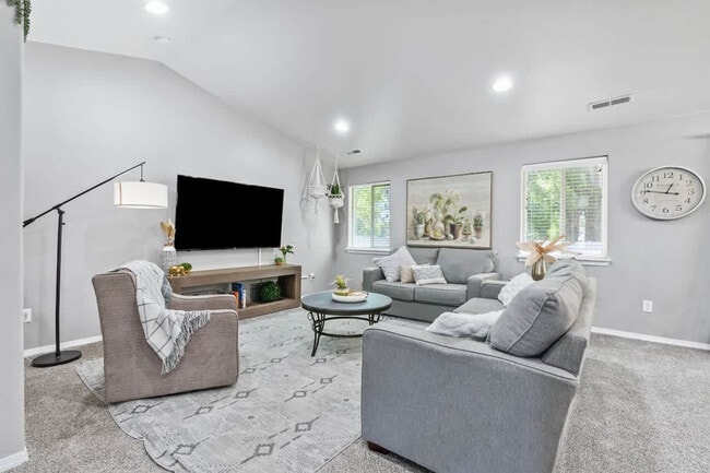 Photo - 2023 E Elm Grove Dr Unit SI ID1460911P