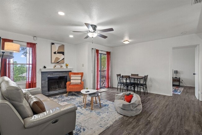 Photo - 4500 E Oltorf St Unit D410