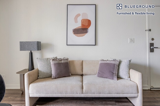 Photo - 7230 Franklin Ave Unit FL2-ID1355