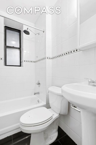 Photo - 63 W 107th St Unit 33