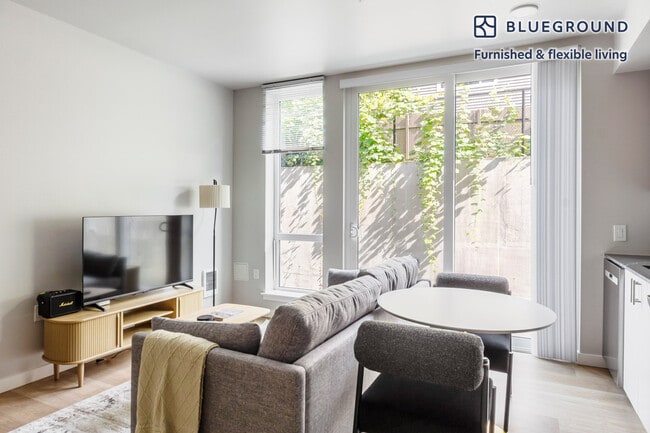 Photo - 2222 15th Ave W Unit SI FL2-ID937