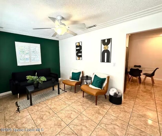 Photo - 1526 Magnolia St NE