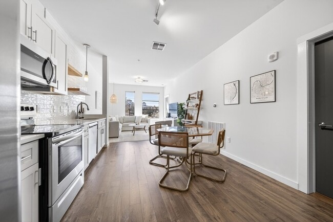 Photo - 1900 12th Ave S Unit 322