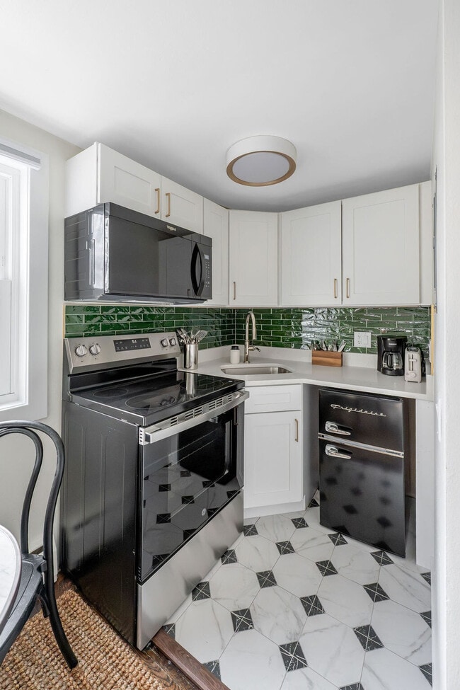 Photo - 113 S Henry St Unit SI ID1468341P