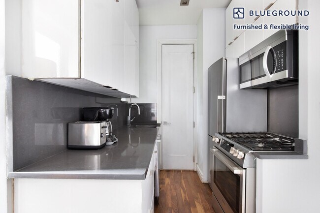 Photo - 52 Barrow St Unit SI FL1-ID2123