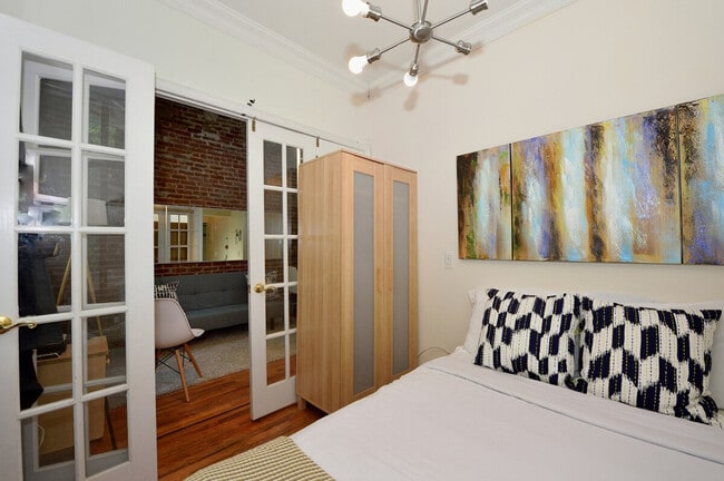 Photo - 692 10th Ave Unit ID1323940P