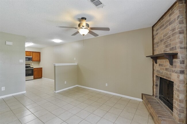 Photo - 4510 Avenue L Unit 1