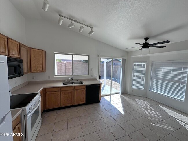 Photo - 3043 W Covey Ln