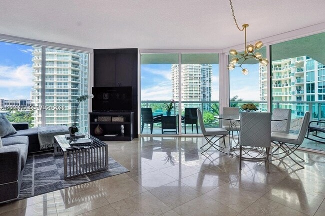 Building Photo - 150 Sunny Isles Blvd Unit 1805