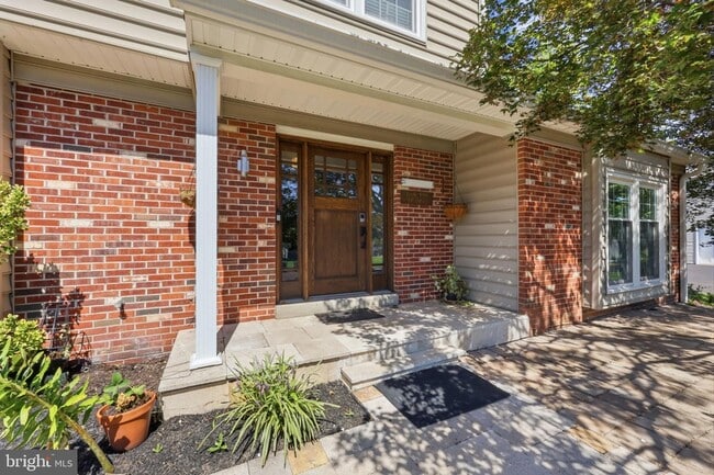 Photo - 1272 Knox Dr