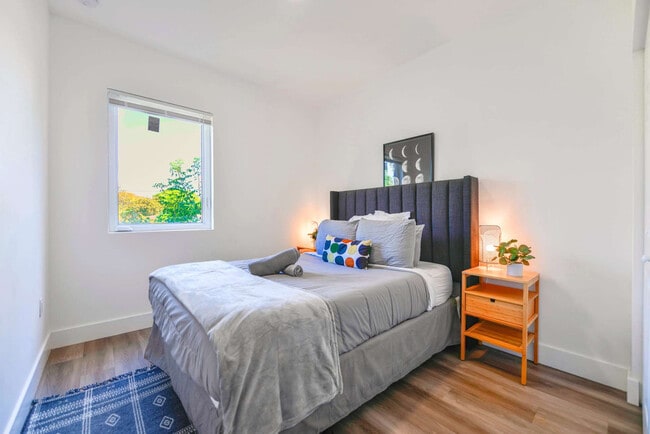 Photo - 1175 NW 26th St Unit FL1-ID1022302P