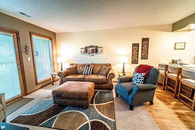 Photo - 5 Chandler Ln Unit SI ID1295580P